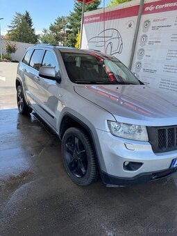 Jeep Grand Cherokee - 4
