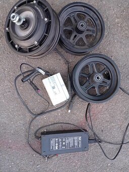 ELEKTROKOLOBEZKY-SET DILU - 4