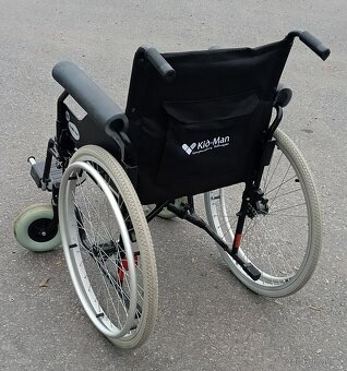 Invalidní vozík XXL Kid-man šířka sedu 50cm - 4