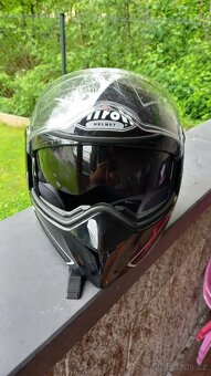 Helma airoh Vyklopna se zatmavovacimi brylemi. - 4