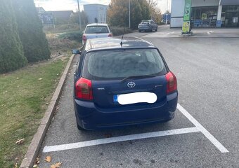 Toyota Corolla - 4