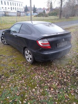 Mercedes-Benz C 200 Coupe 1.8 120kw - 4