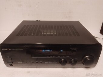 Kenwood KRF-V5010 Audio-video prostorový přijímač (1998) - 4