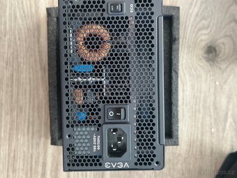 Počítačový zdroj PSU EVGA SuperNOVA 1000 G6 1000W - 4
