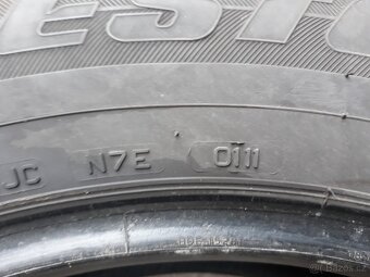 225/60/18 - 4