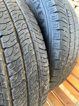 Prodam pneu sada 215/65R 16c - 4