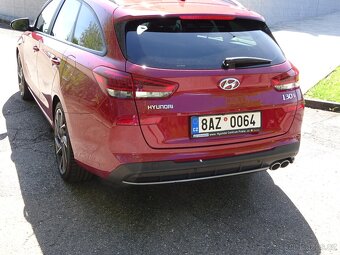 Hyundai i30 1.5 GDI MHEV r.v.2021 1.Maj.serv.kníž.ČR - 4