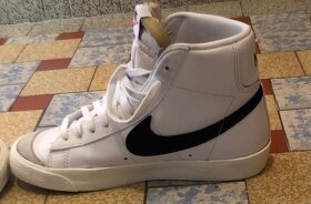 Tenisky Nike Blazer - 4