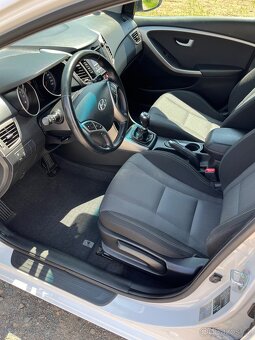 Hyundai i30 combi 1.4i - 4
