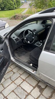Prodám 2x Ford Mondeo 2003, 2.0 TDCi, diesel – 39 000 Kč - 4