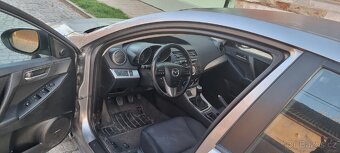 Mazda 3 BL 2.2 110kw Bose Plná výbava - 4