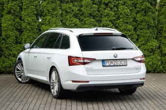 Škoda Superb Combi 2.0 TDI 140kw 4x4 DSG / AJ NA SPLÁTKY / - 4