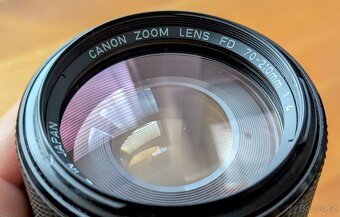 Canon FD 70-210mm f/4 - 4