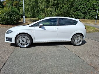 Seat Leon FR 2.0 TSI 155 kW, 2011 - 4