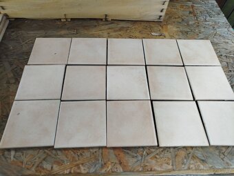 obkladačky 10 x 10 - 4