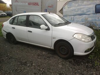 Renault Thalia 1,2 LPG havarovaný - 4