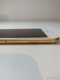 Apple iPhone 6s (zlatý) ZABLOKOVANÝ - 4