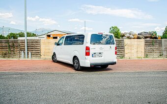 Peugeot Traveller 2.0 BlueHDi Long 8miestne 110kW M6 - 4