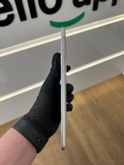 Apple iPad mini 2 Generace 32GB Wi-Fi Silver - 4