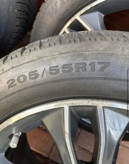 Alu kola BMW + zimní pneu Dunlop - 4
