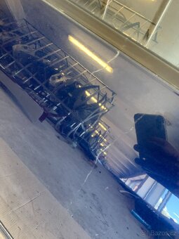 VW Touran 2010, LZ dveře - 4