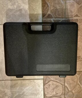 Elektrický rázový utahovák - 4