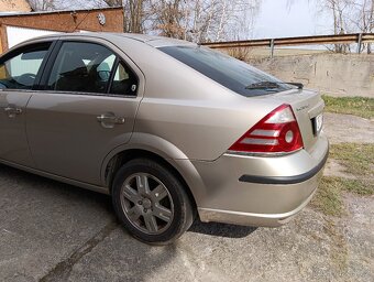 Ford Mondeo - 4