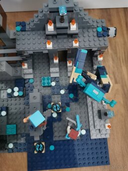 Lego Minecraft Bitva v Deep darku+Opuštěný důl+Lochy kostl. - 4