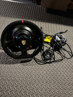 Thrustmaster ts pc racer s volantem ferrari + rucni brzda - 4