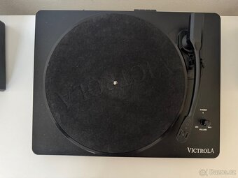 Gramofon Victrola ITUT-420 s Bluetooth + repro - 4