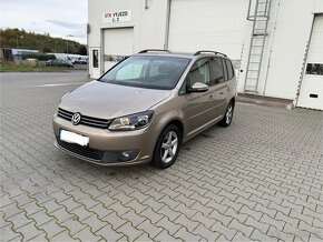 Volkswagen Touran 2.0 tdi 103 kw 2012 - 4