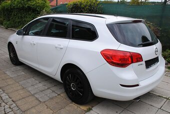 Opel ASTRA 1.4 TURBO 103kW - naj. 140 000km - po 1. majiteli - 4