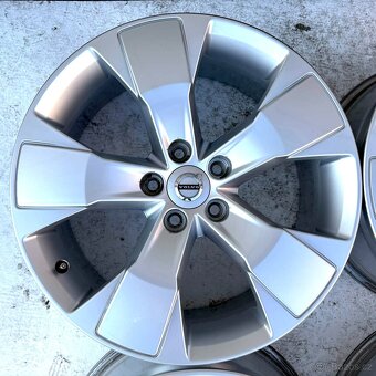 ALU VOLVO XC40 XC60 XC90 V60 V90 CROSS COUNTRY 18" - 4