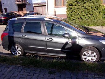 Peugeot 308SW 1,6HDi 68kW diesel,koup. v čr 12. 2013 - 4