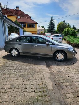 Honda Civic 1.3 IMA HYBRID - 4