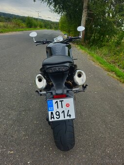Triumph speed triple 1050 - 4