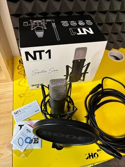 studiový kondenzátorový mikrofon RØDE NT1 Signature Series - 4