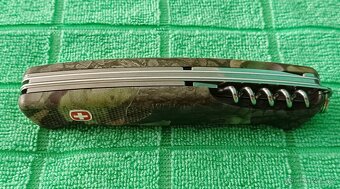Wenger Delémont Ranger 55 Hardwoods - 4