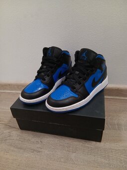 Nike Air Jordan 1 Mid - 4