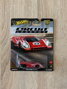 HotWheels Premium Circuit Legends - 4
