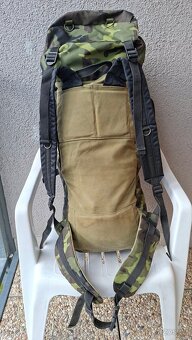 Armádní batoh 50l – maskáčový s bederním pásem - 4
