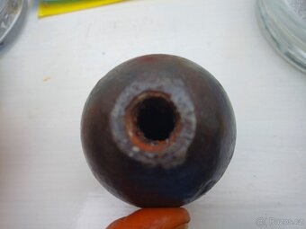 NĚMECKÝ GRANÁT M 17 - 4