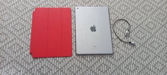 Prodám Apple Ipad A1822 (5. Generace) - 4