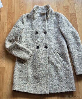 Béžový kabát ONLY – vel. S, vlna, krásný střih - 4