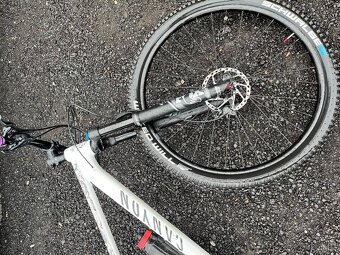 XC/Trail 29” Canyon Grand Canyon 8, M, WMN (jen dámské sedlo - 4