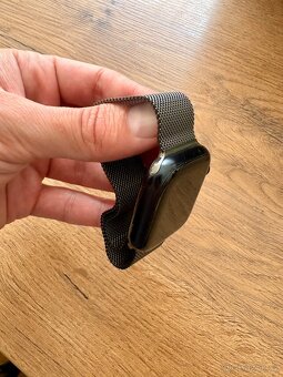 Apple Watch Series 8 - 4