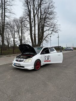 Honda Civic type R ep3 - 4