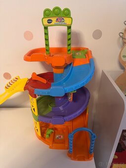 Tut tut parkovací dum - 4