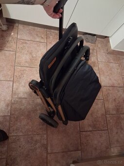 Sportovní kočárek - 4