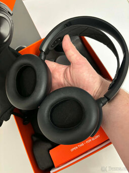 🎧 Herní sluchátka SteelSeries Arctis Nova Pro Wireless - 4